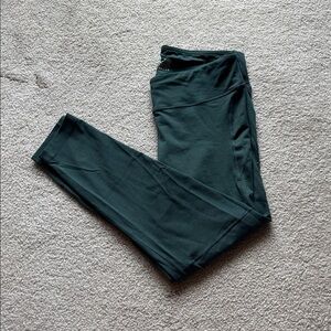 OUTDOOR VOICES | dark green leggings, size XL